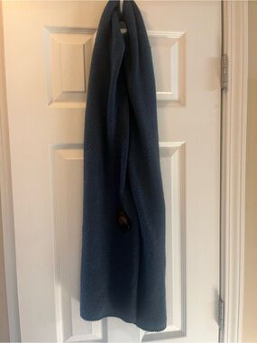 Chunky Knit Navy Blue Scarf